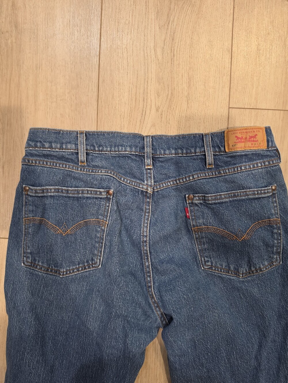 Levi's 537 Men's Jeans 34x30 Bootcut Medium Wash Denim Y2K - Picture 5 of 7